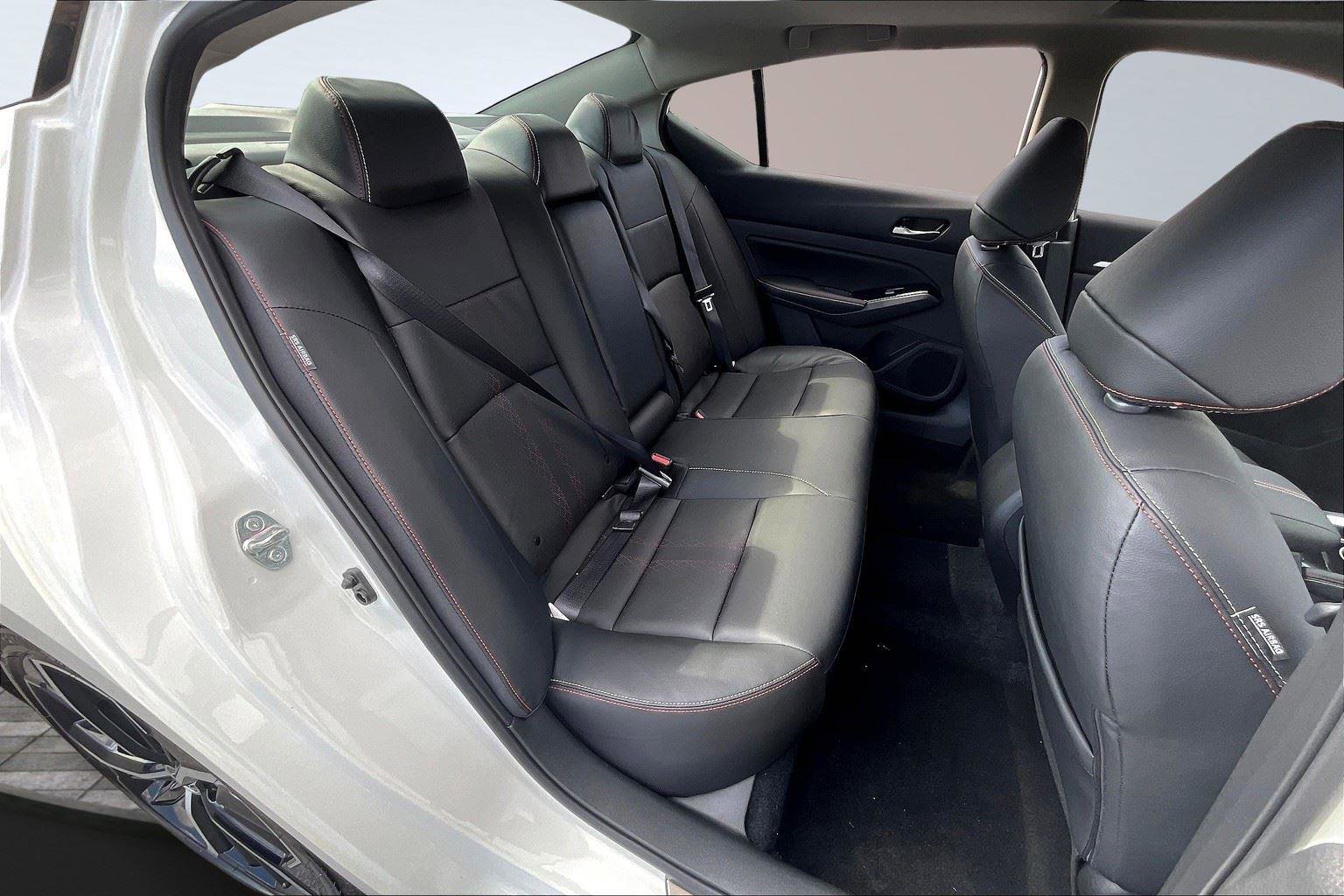 New 2025 Nissan Altima 2.5 SR image 9