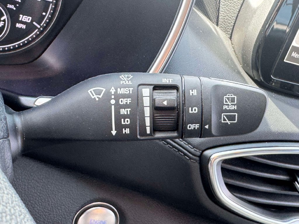 Used 2023 Hyundai Santa Fe SEL AWD/4WD image 25