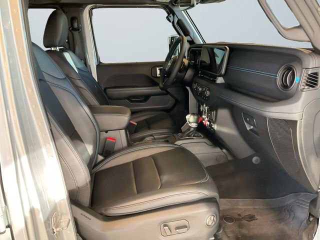 Used 2024 Jeep Wrangler Unlimited Rubicon 4xe image 15
