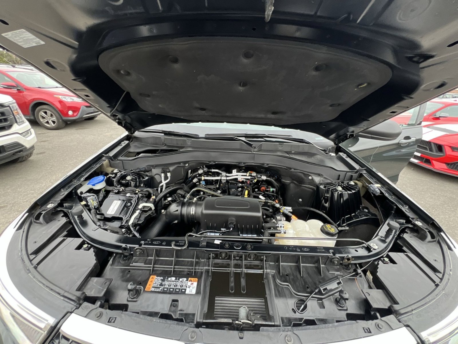 Used 2023 Ford Explorer XLT w/ Equipment Group 202A image 29