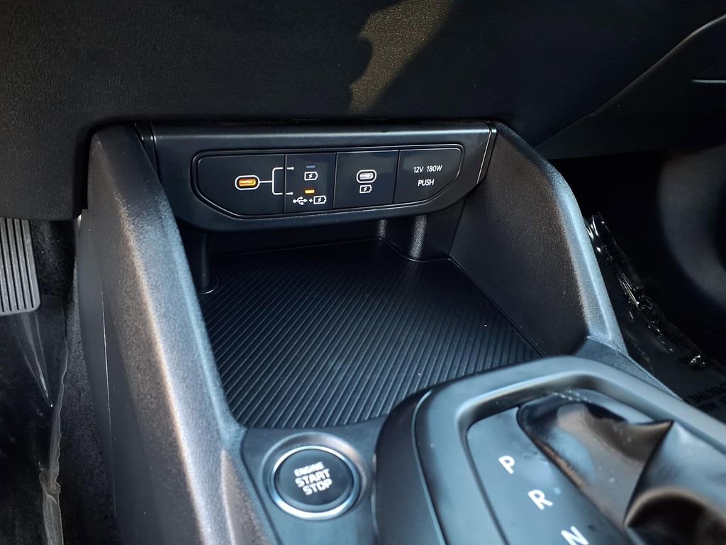 Used 2025 Kia K4 LXS image 20