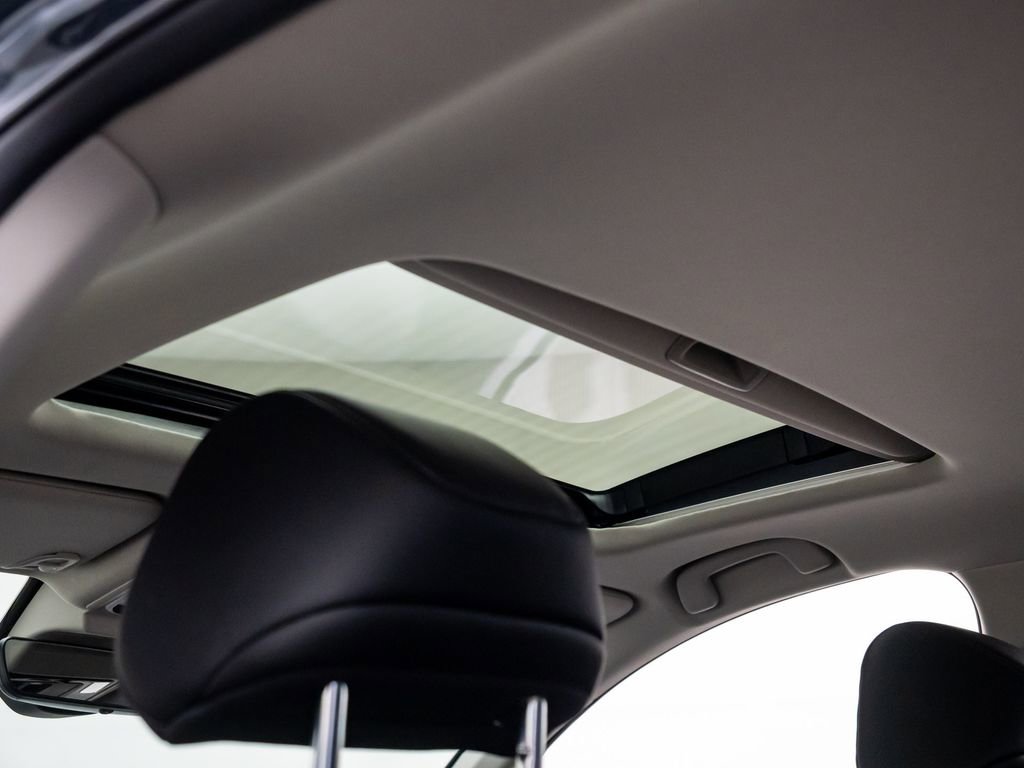 Used 2024 Honda Accord Touring image 19