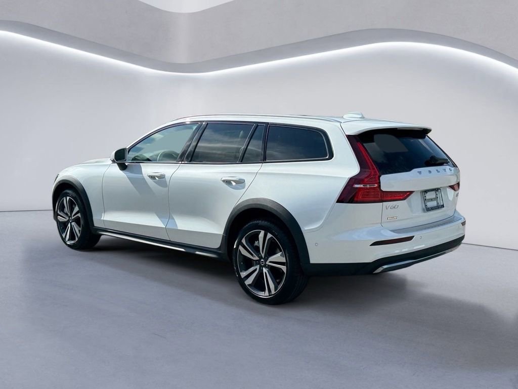New 2026 Volvo V60 B5 Cross Country Plus w/ Protection Package Premier image 5