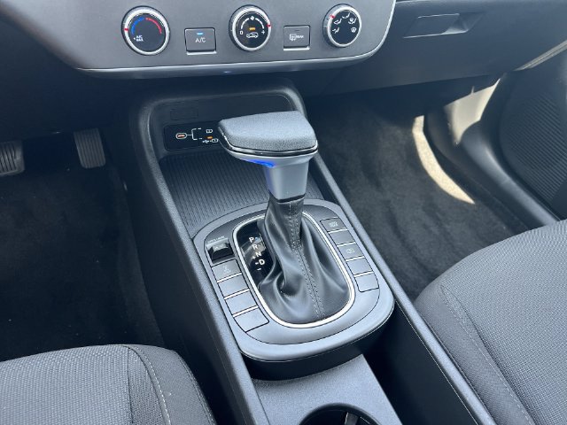 Certified 2026 Hyundai Kona SE AWD/4WD image 29