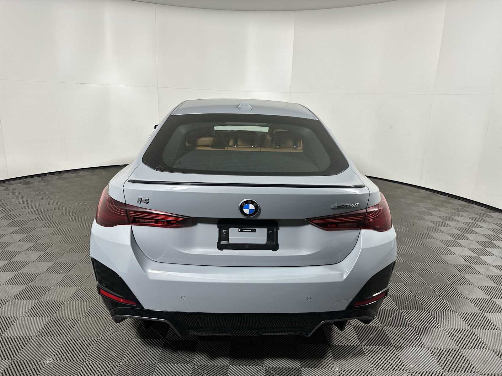 New 2026 BMW i4 xDrive40i w/ M Sport Package image 2