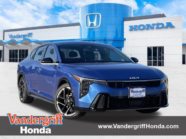 Used 2025 Kia K4 GT-Line