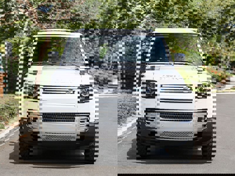 Used 2024 Land Rover Defender 110 S video 2