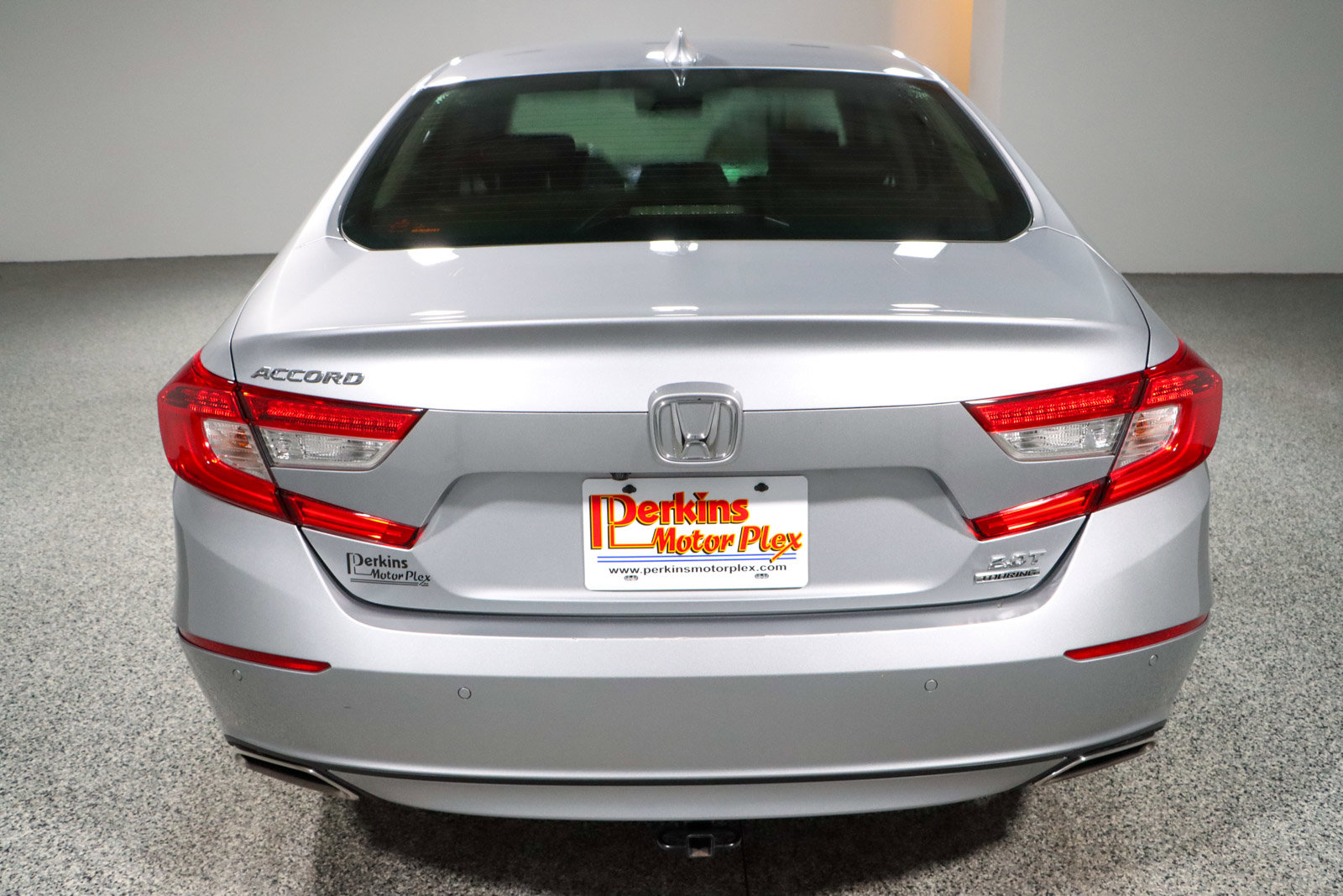 Used 2019 Honda Accord Touring image 8