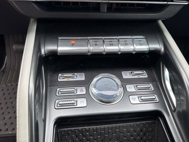 Certified 2024 Lincoln Nautilus Reserve w/ Equipment Group 202A AWD/4WD image 29