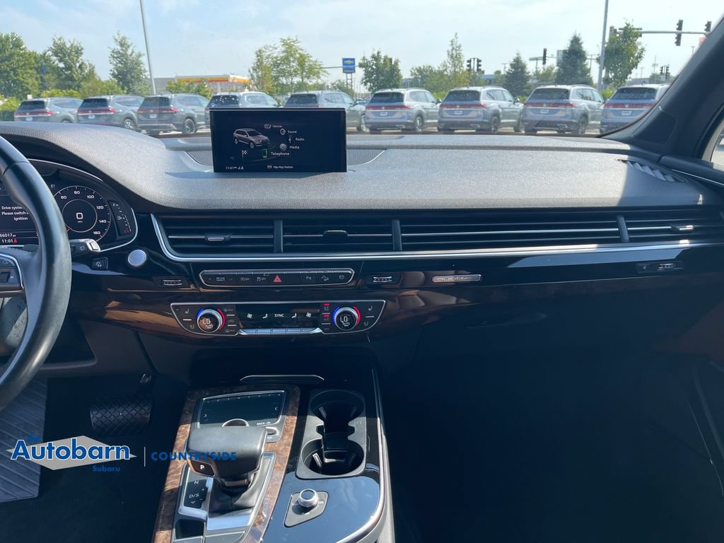 Used 2018 Audi Q7 3.0T Prestige AWD/4WD image 15