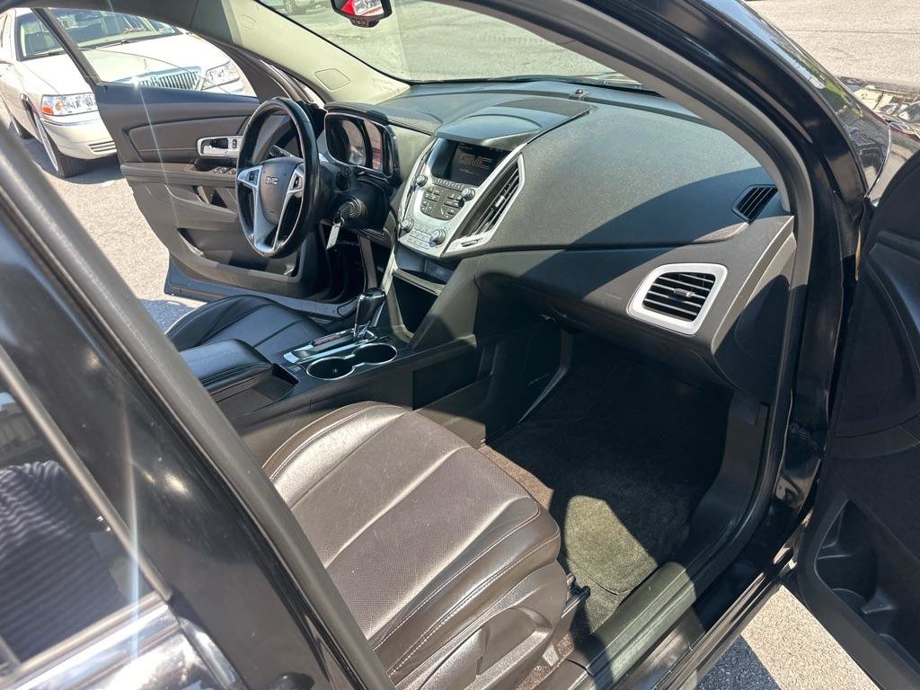 Used 2016 GMC Terrain SLT w/ Open Road Package AWD/4WD image 35