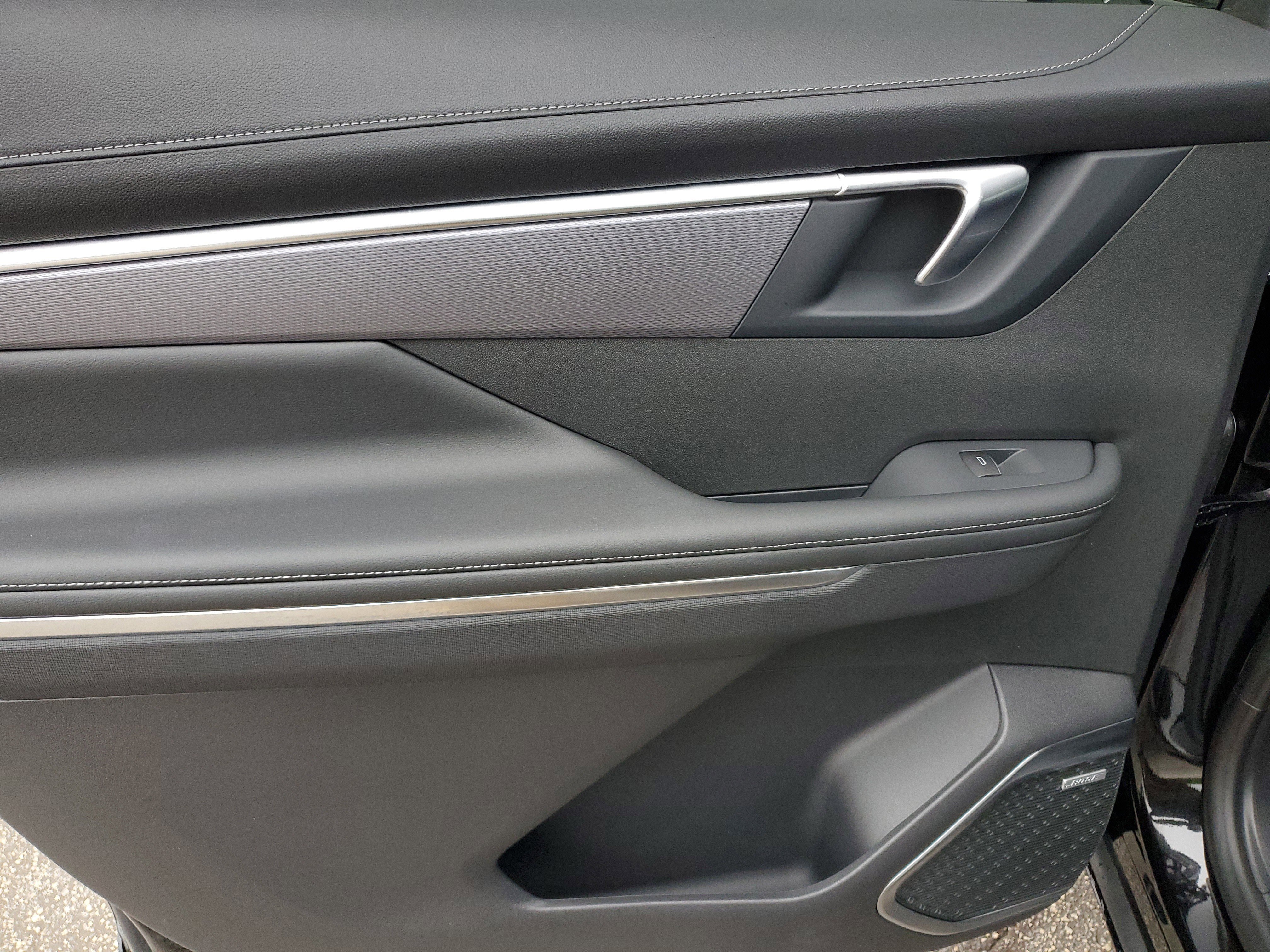 New 2025 Buick Enclave Sport Touring w/ Power Package image 14