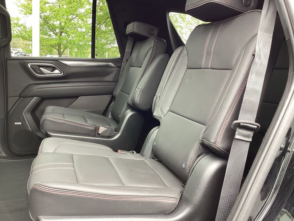 Used 2023 Chevrolet Tahoe RST w/ Luxury Package AWD/4WD image 17