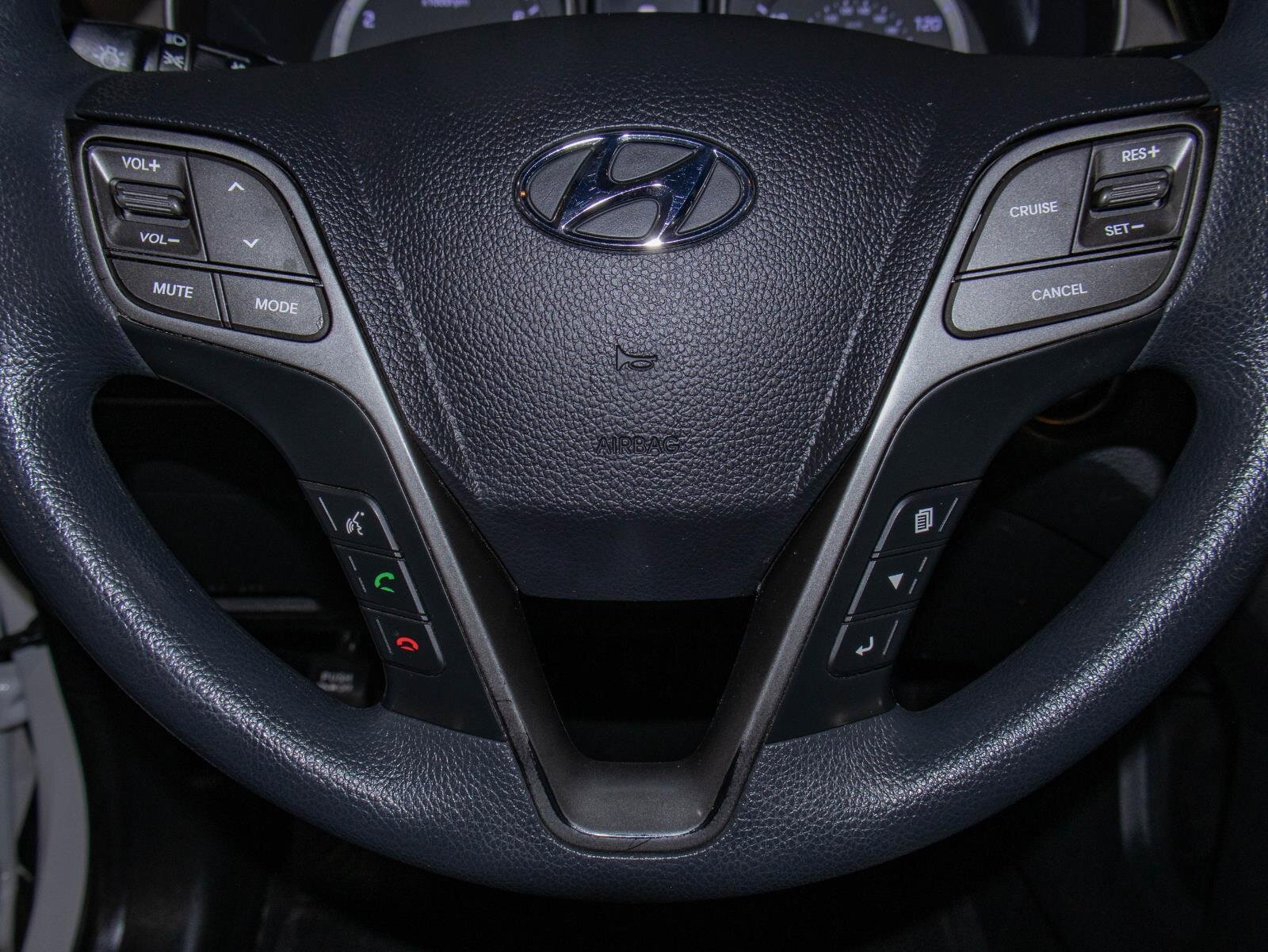 Used 2018 Hyundai Santa Fe Sport w/ 2.4L Value Package 02 image 11