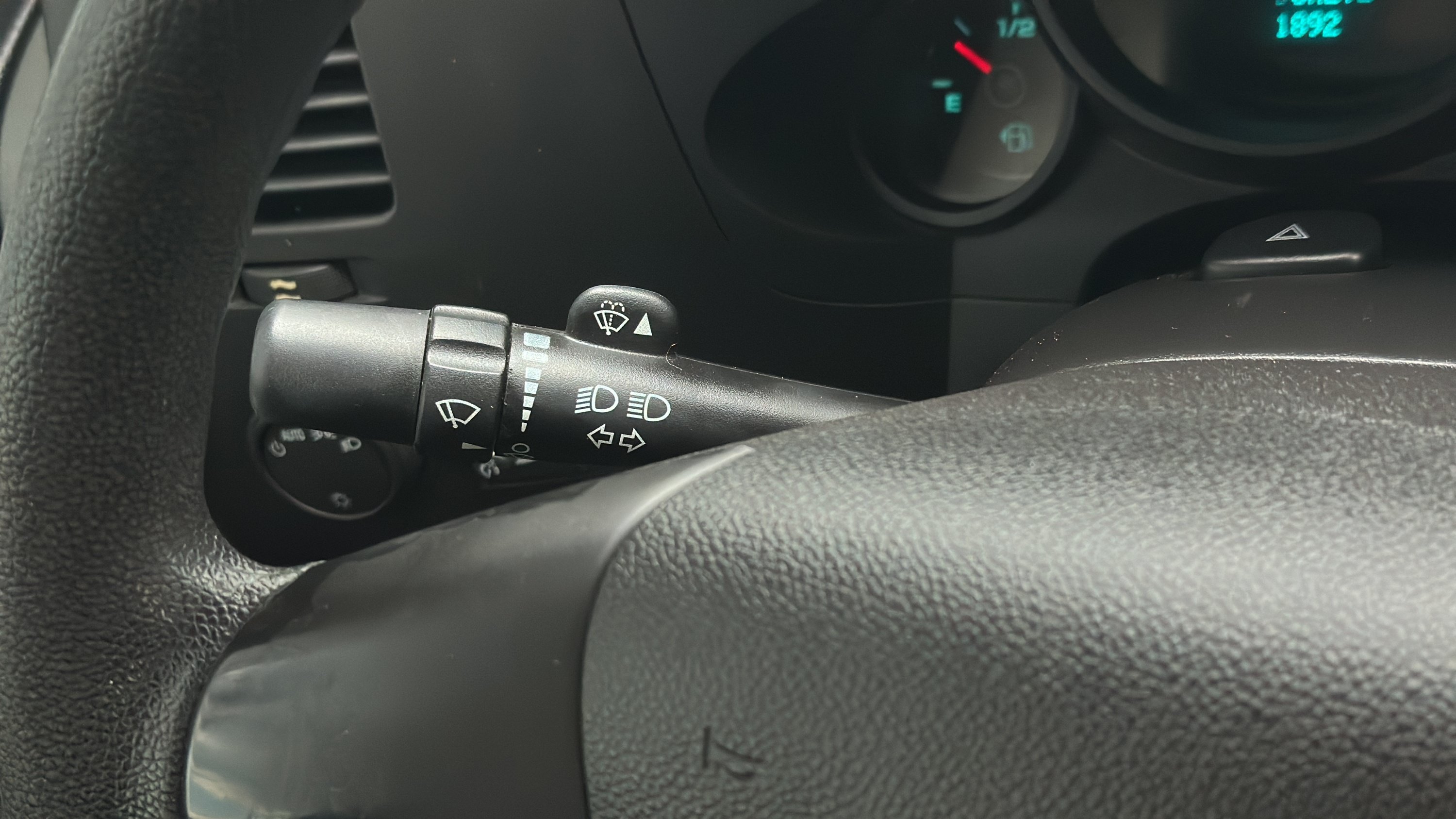 Used 2010 Chevrolet Silverado 1500 LS AWD/4WD image 12