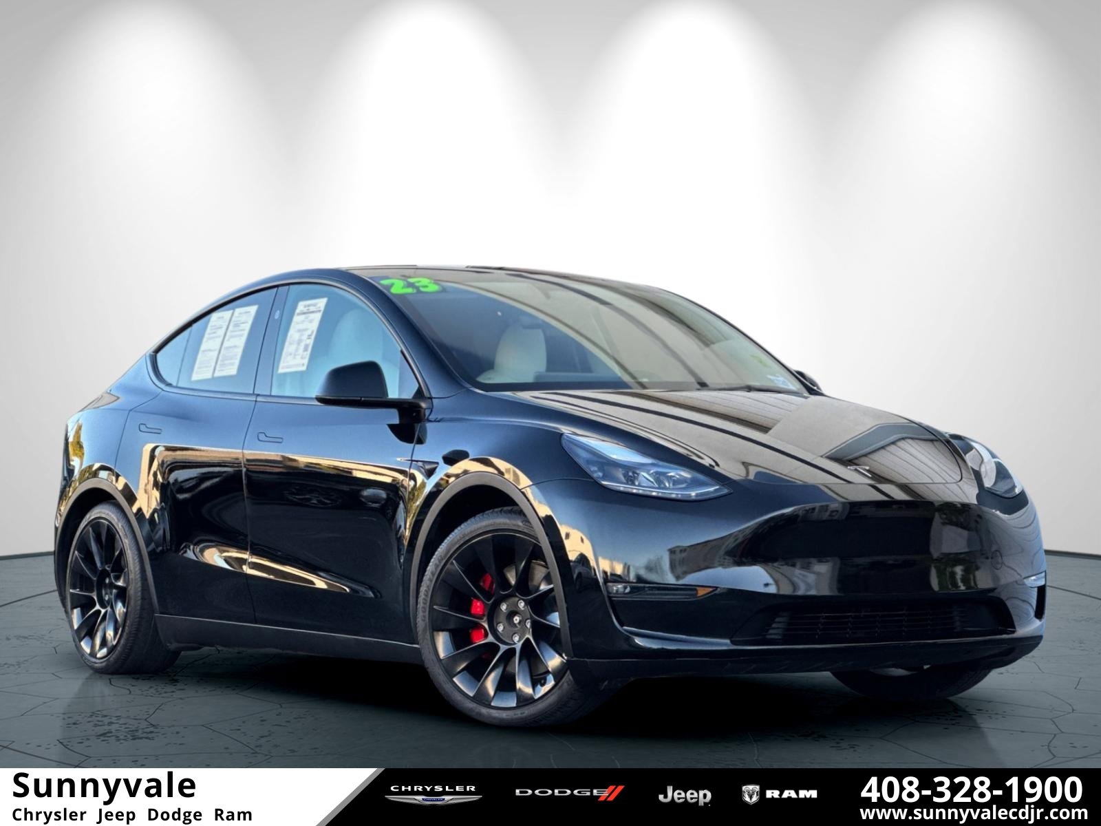 Used 2023 Tesla Model Y Performance image 1