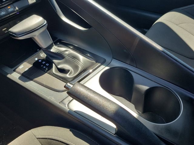 Used 2025 Hyundai Elantra Sport image 16