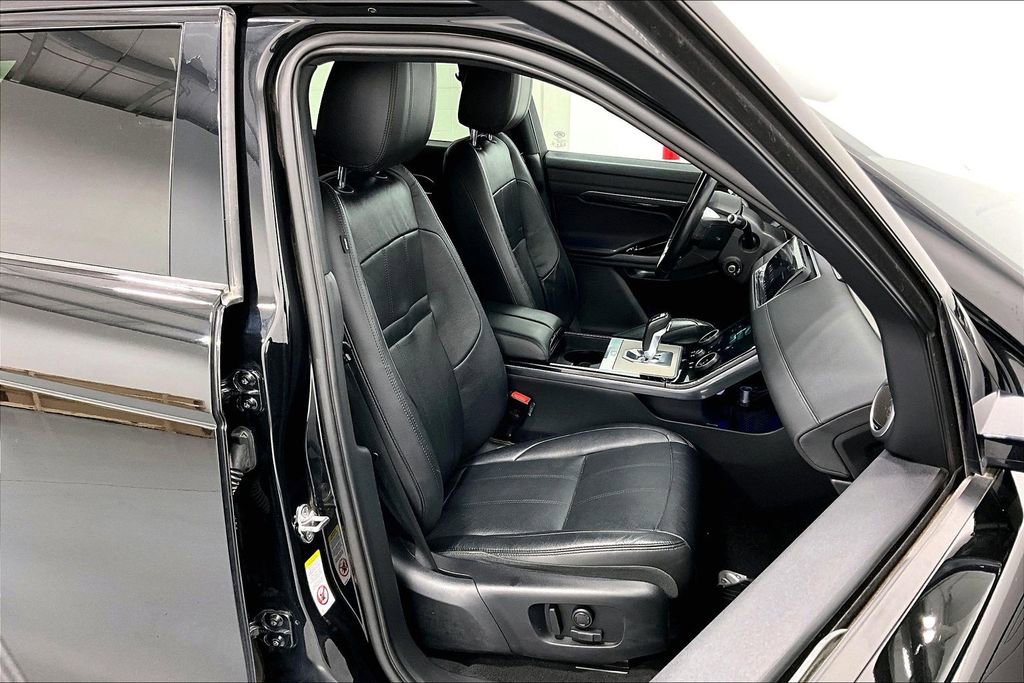 Used 2020 Land Rover Range Rover Evoque SE image 10