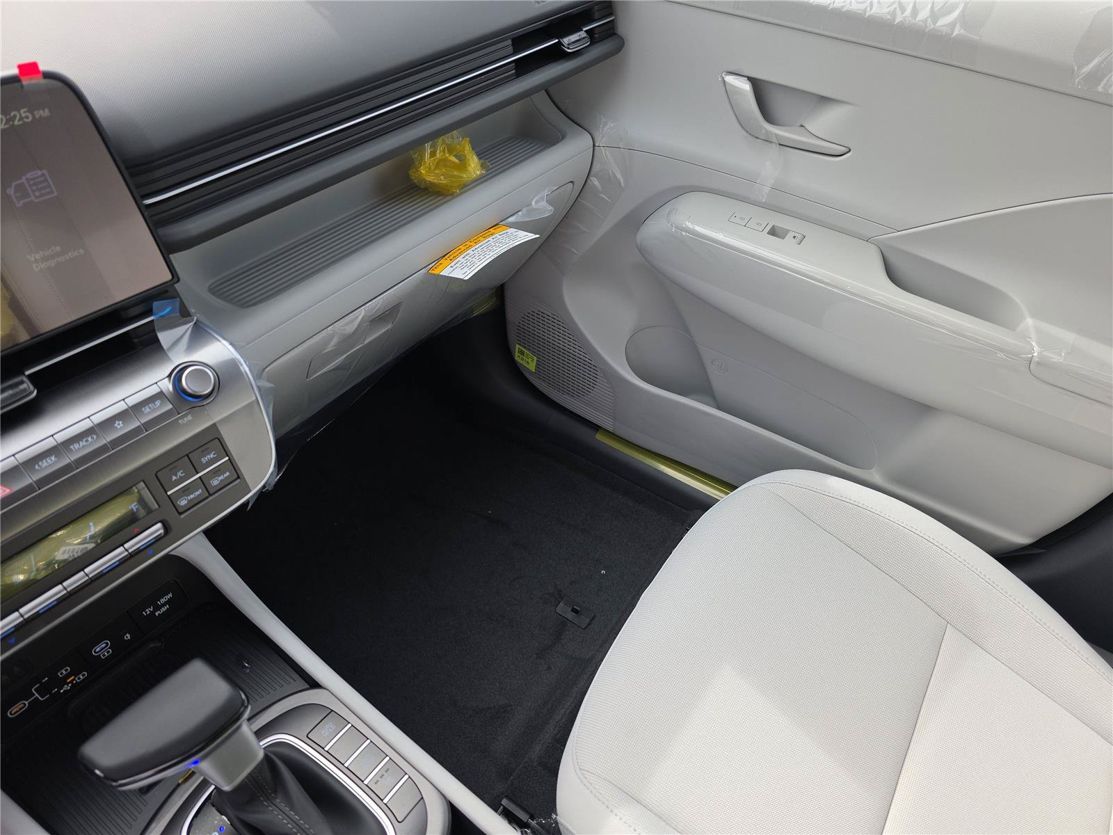 New 2026 Hyundai Kona SEL Sport FWD image 17