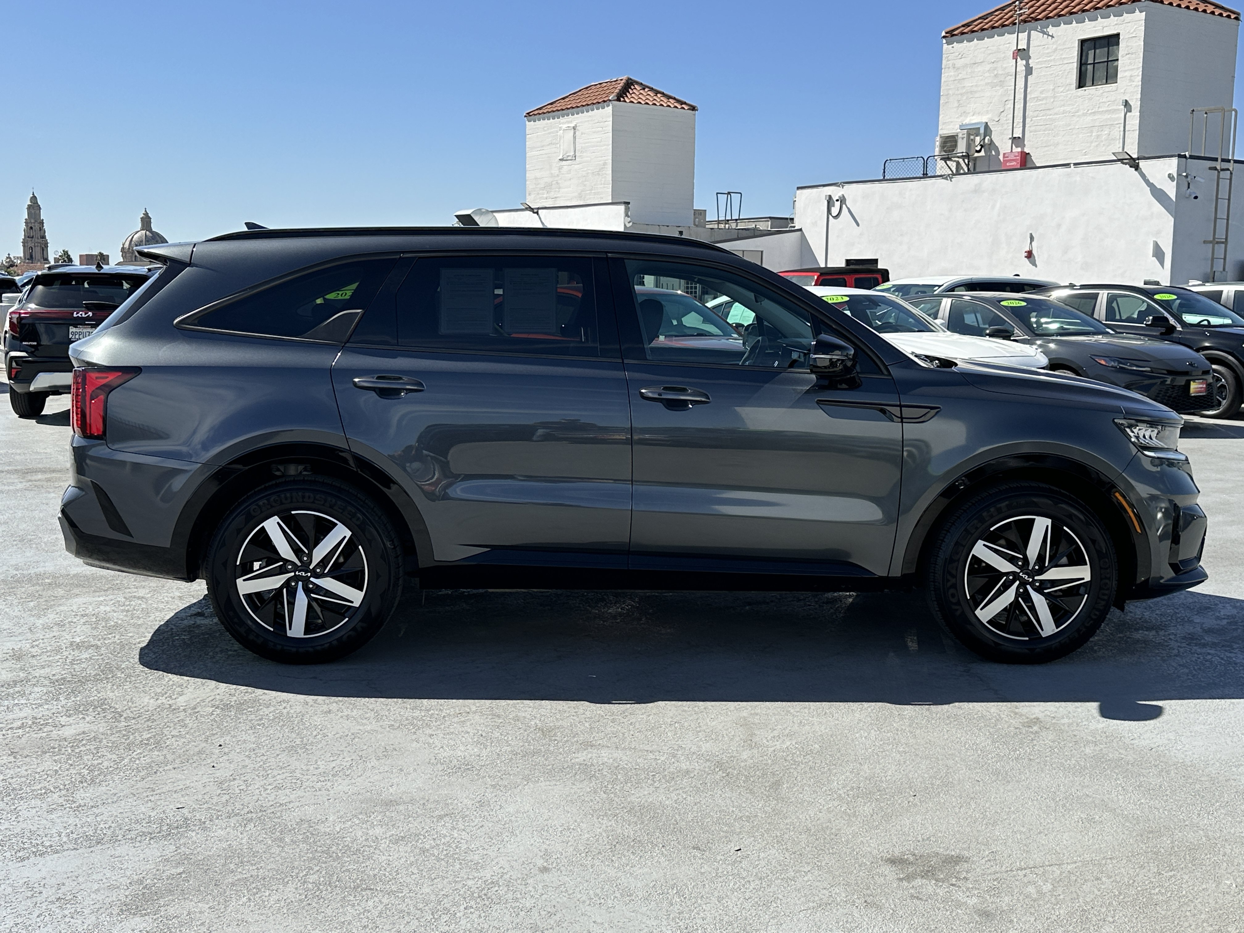 Certified 2023 Kia Sorento S FWD image 9