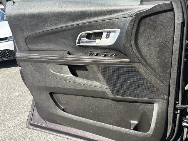 Used 2015 Chevrolet Equinox LT w/ Driver Convenience Package FWD image 27
