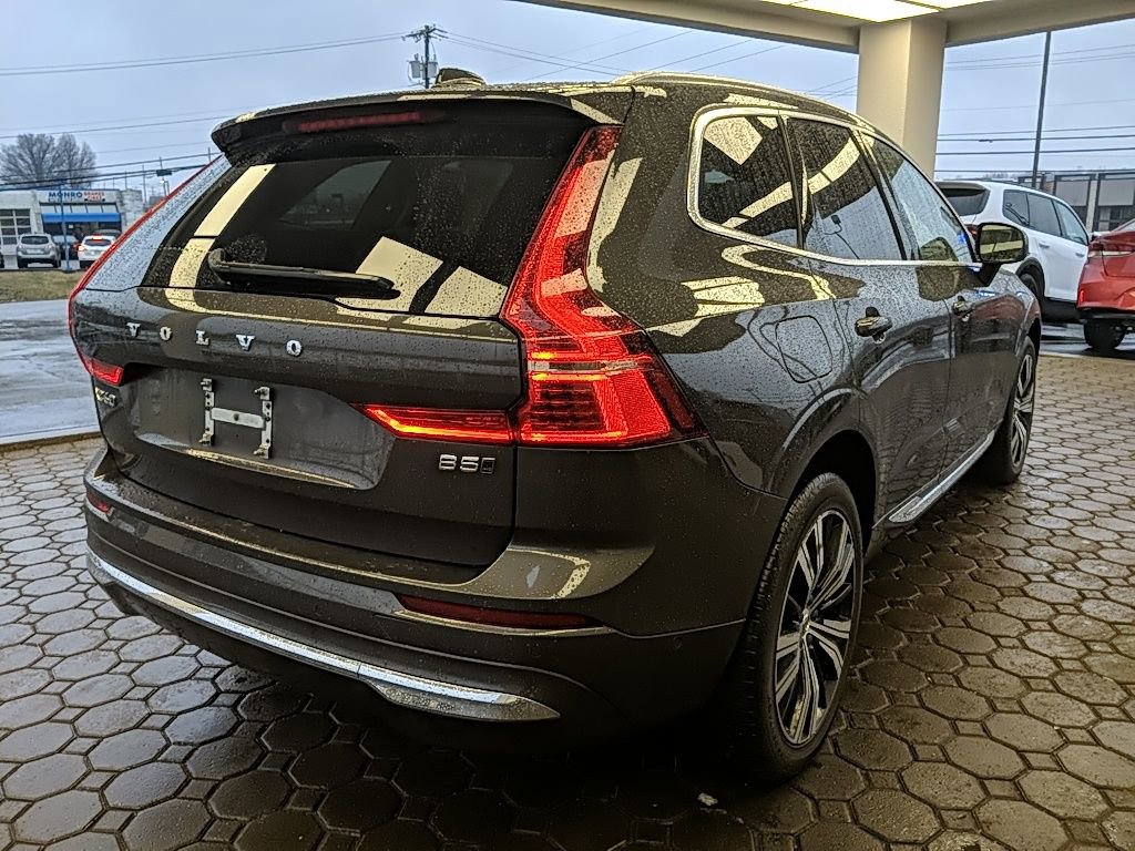 Used 2022 Volvo XC60 B5 Inscription w/ Advanced Package image 5