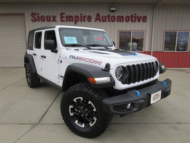 Used 2024 Jeep Wrangler Unlimited Rubicon 4xe image 1