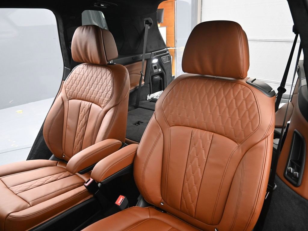 New 2026 BMW X7 xDrive40i w/ M Sport Package image 34