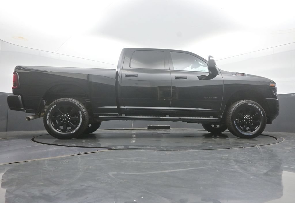 Used 2025 RAM 2500 Big Horn AWD/4WD image 54