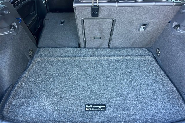 Used 2019 Volkswagen Golf R 4-Door image 17