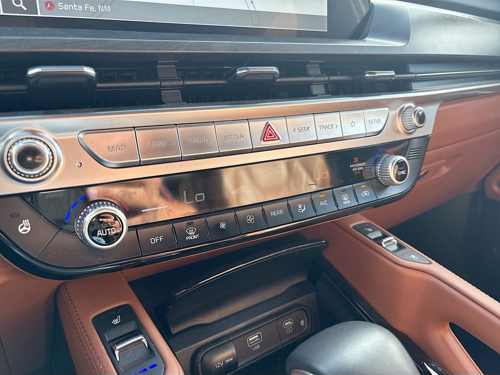 Used 2025 Kia Telluride EX X-Line AWD/4WD image 16