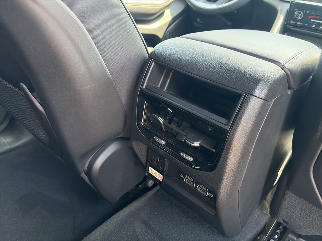 Certified 2024 Jeep Grand Cherokee Altitude image 10