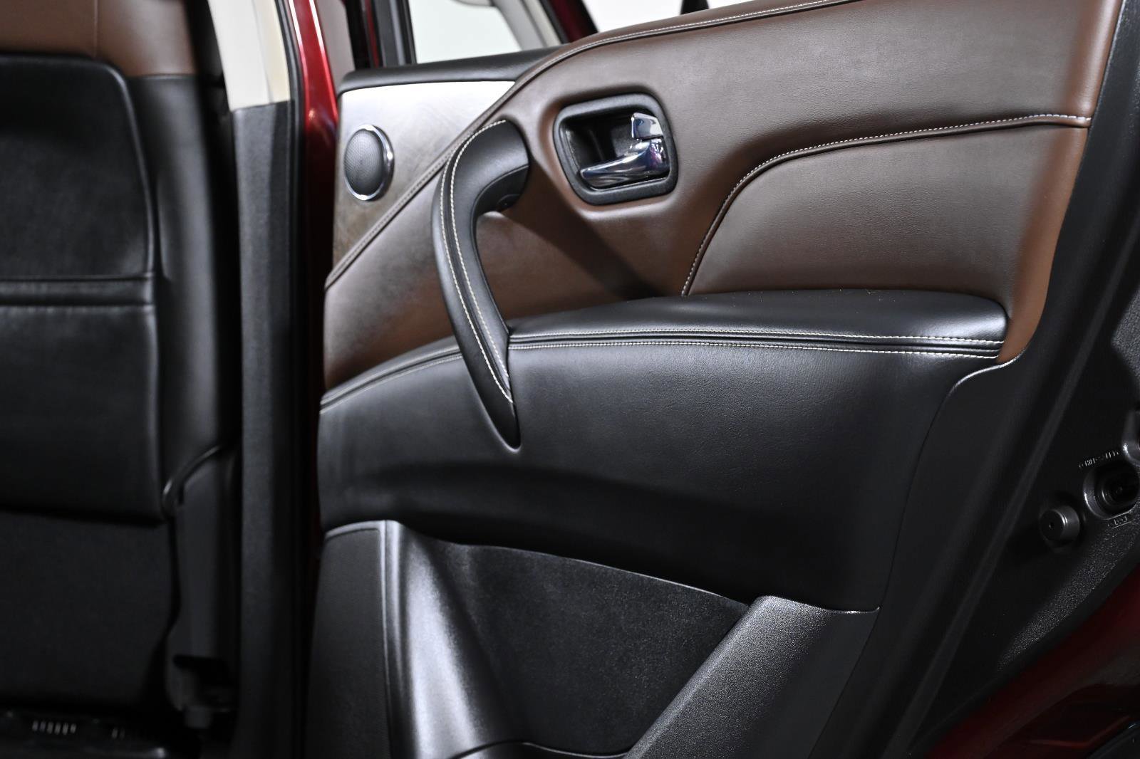 Certified 2023 INFINITI QX80 Premium Select w/ Cargo Package image 38