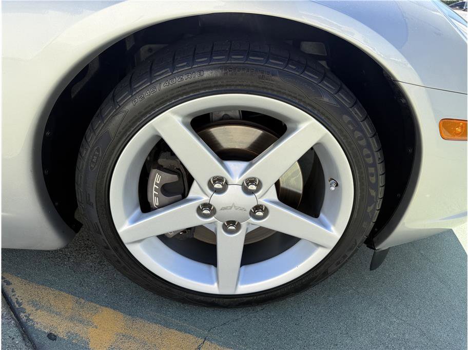 Used 2005 Chevrolet Corvette Coupe w/ Preferred Equipment Group image 19