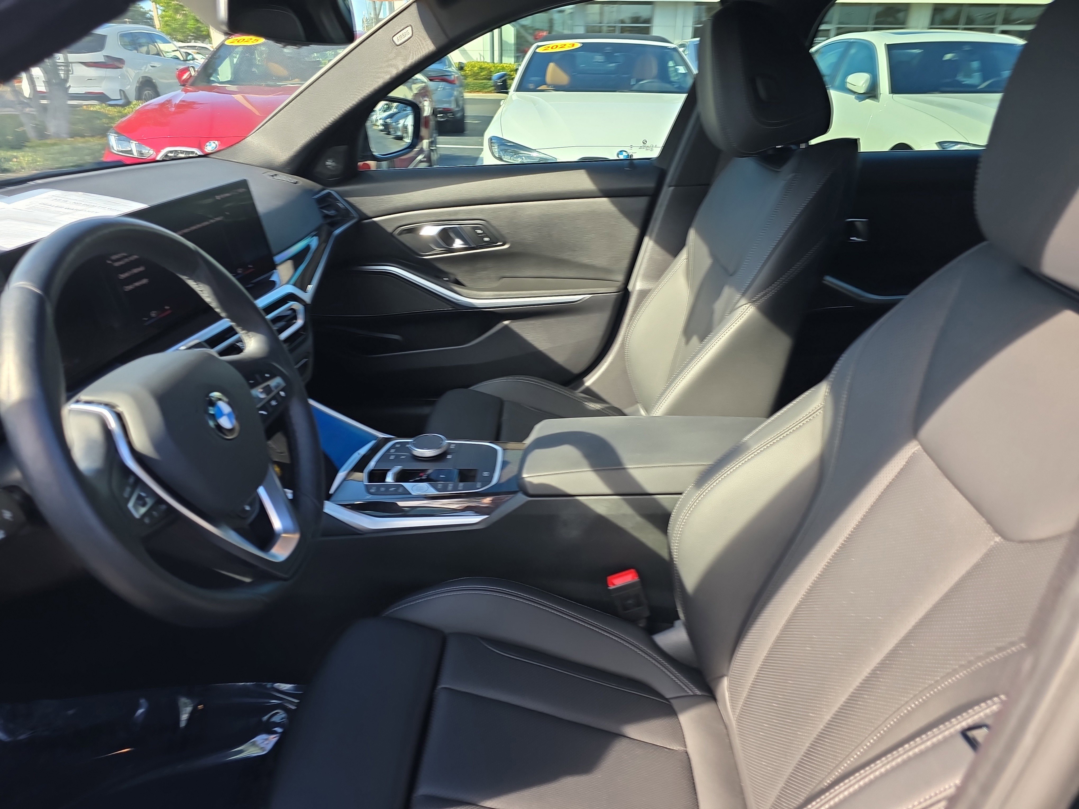 Used 2024 BMW 330i xDrive Sedan w/ Premium Package image 19