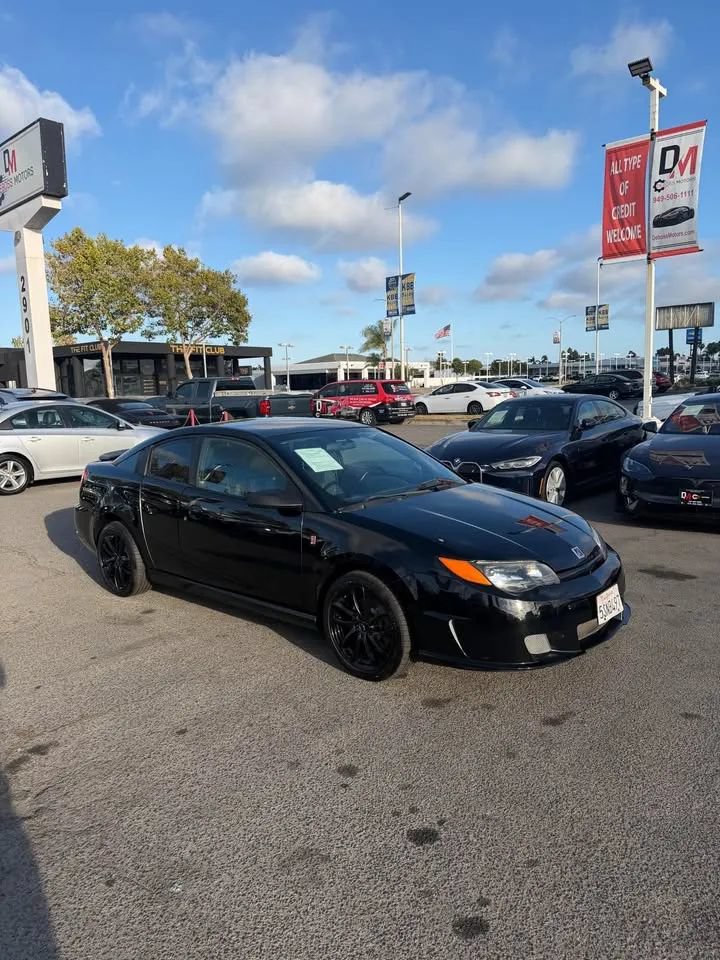 Used 2005 Saturn ION Red Line FWD image 3