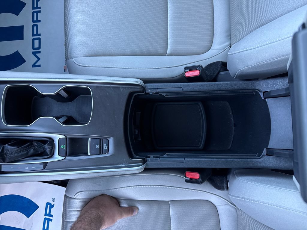 Used 2018 Honda Accord LX image 25