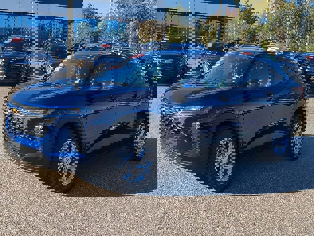 Used 2024 Chevrolet Trax LS w/ LS Convenience Package image 8