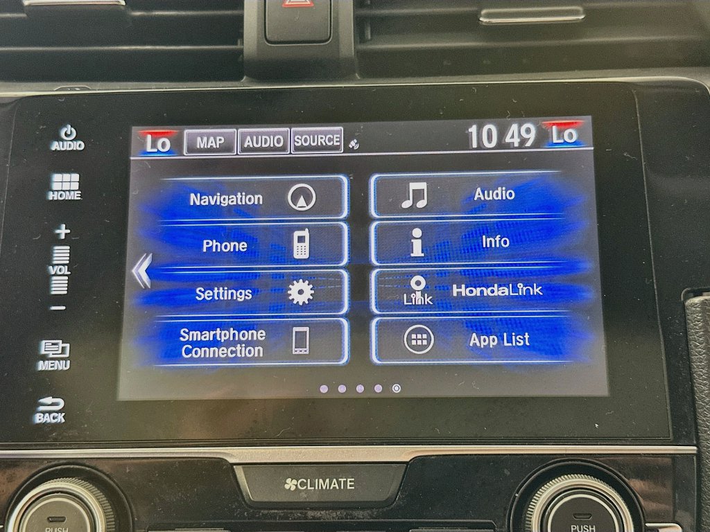 Used 2018 Honda Civic Touring image 18