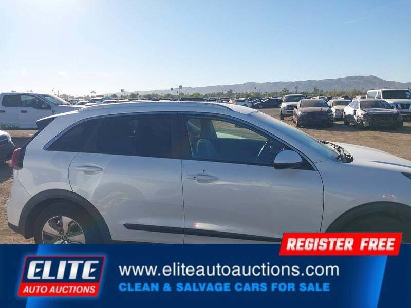 Used 2019 Kia Niro LX image 27