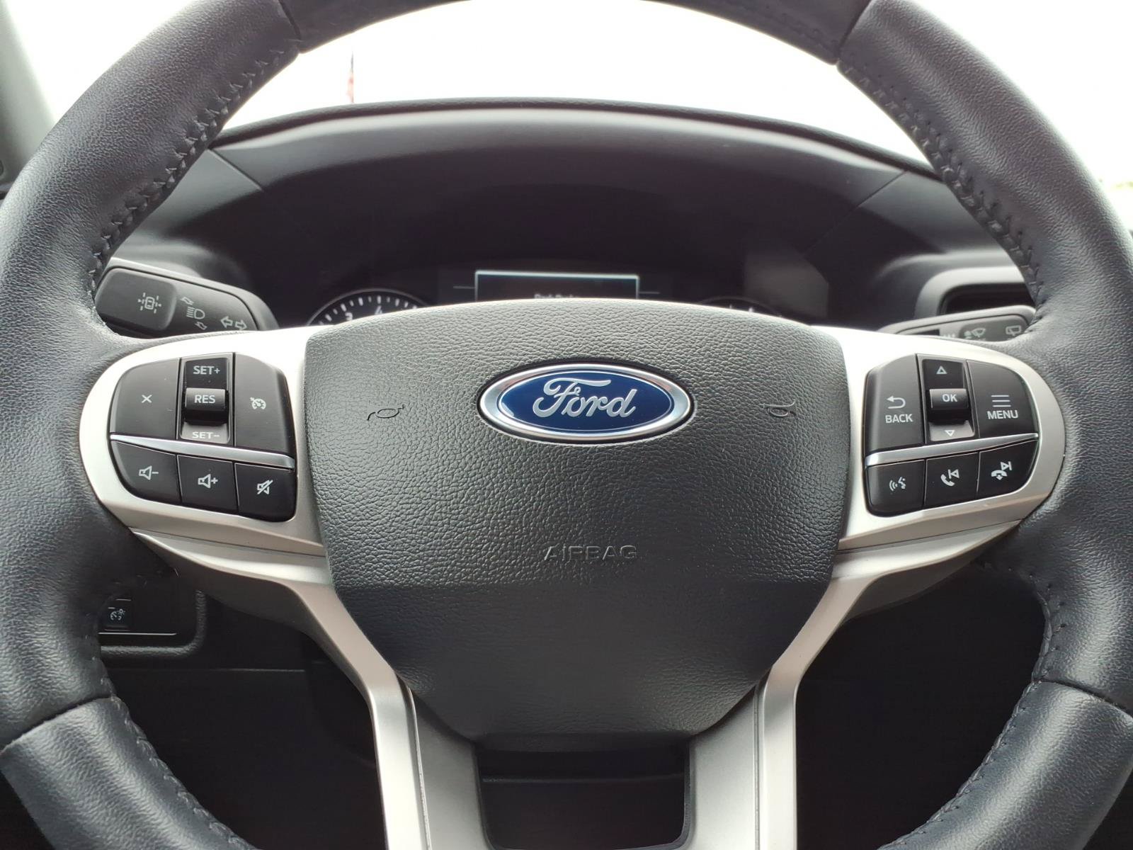 Certified 2023 Ford Explorer XLT AWD/4WD image 25
