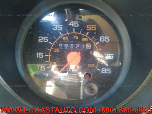 Used 1989 Chevrolet Suburban 2WD image 8