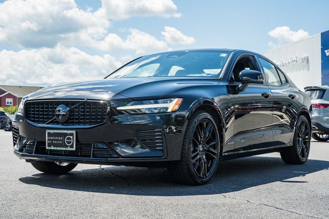 Certified 2024 Volvo S60 T8 Plus w/ Climate Package AWD/4WD image 3