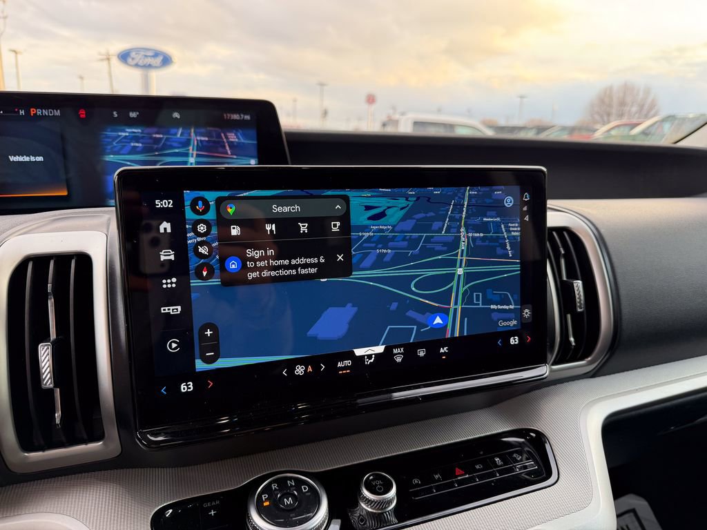 Used 2025 Ford Expedition Active image 28