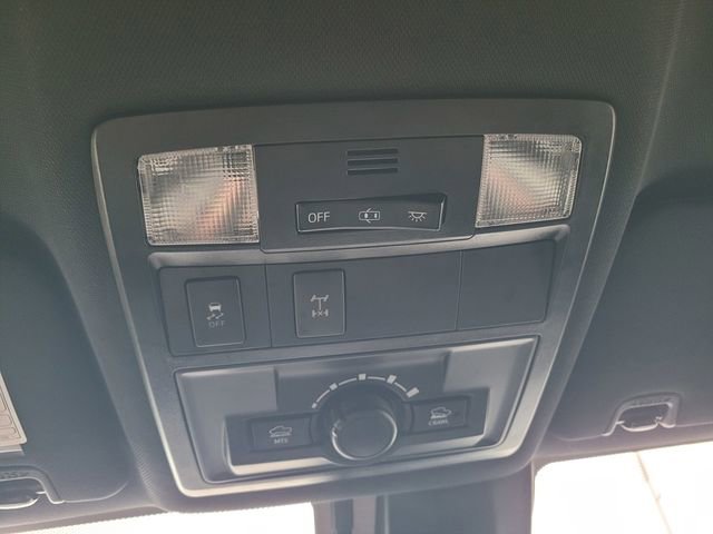 Used 2019 Toyota Tacoma TRD Off-Road w/ Technology Package image 21