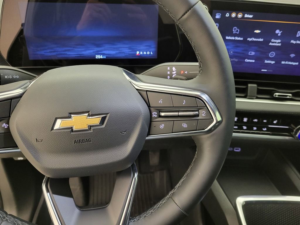 New 2026 Chevrolet Equinox LT w/ LPO, Floor Liner Package image 4