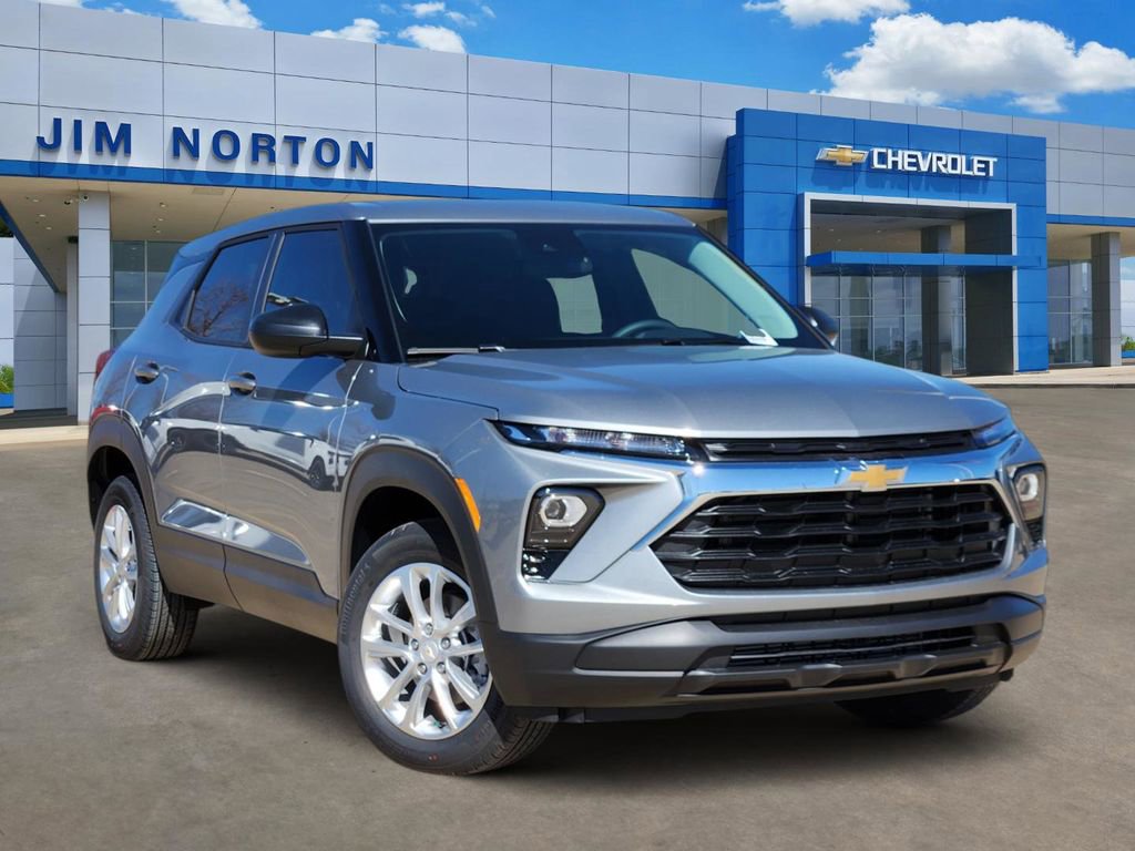 New 2026 Chevrolet TrailBlazer LS w/ LS Convenience Package AWD/4WD image 1