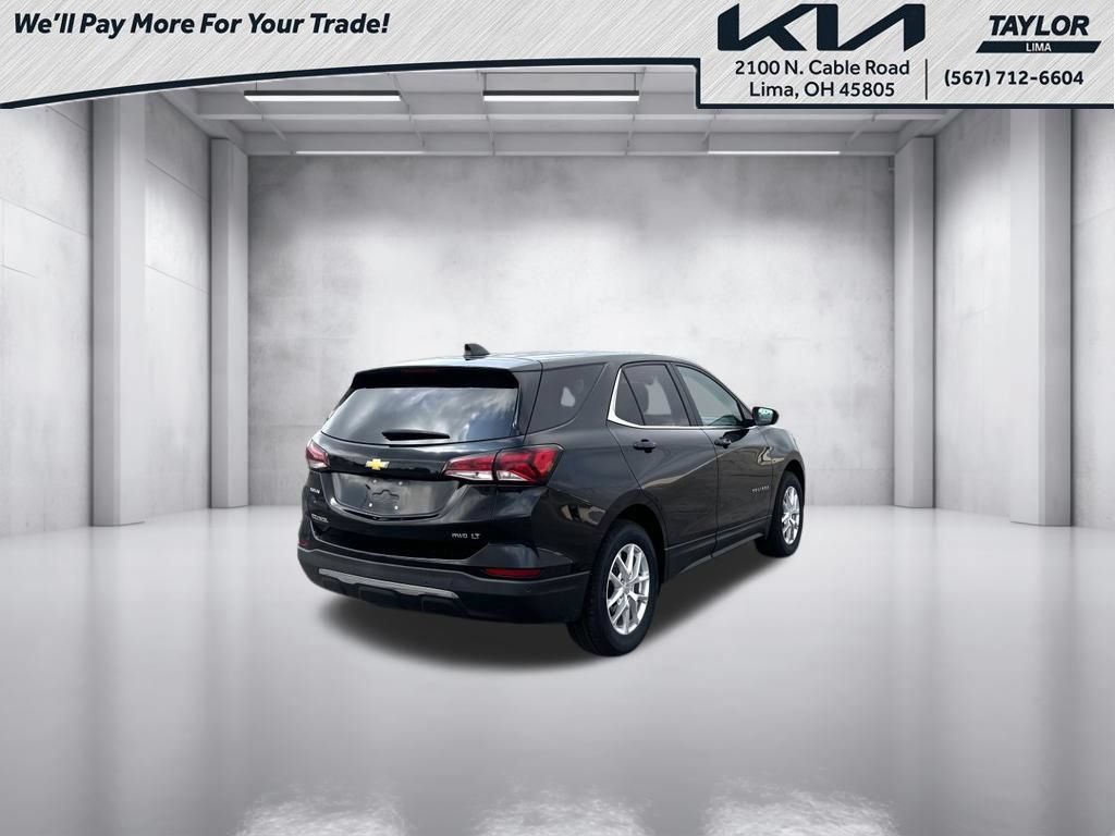 Used 2024 Chevrolet Equinox LT AWD/4WD image 2