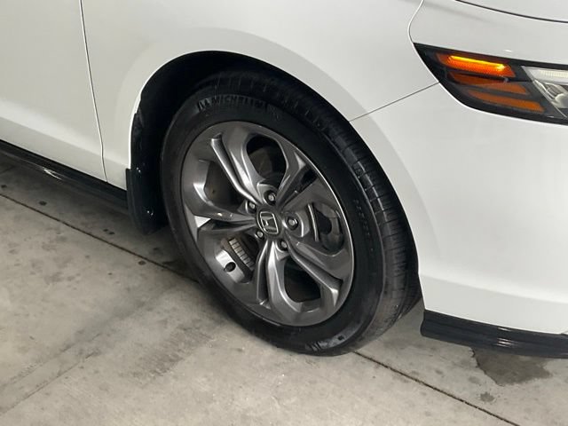 Certified 2024 Honda Accord EX image 26