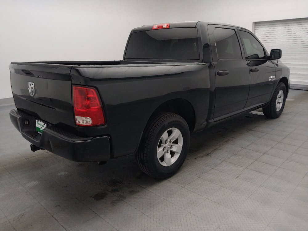 Used 2017 RAM 1500 Express RWD image 10